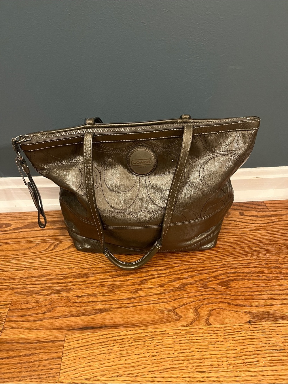 Coach F15142 metallic army green leather stitched signature stripe tote bag